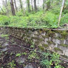 Pressure Washing a Retaining Wall in Asheville, NC 1