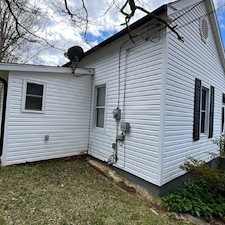 How House Washing Helps Remove Mold, Mildew, and Algae